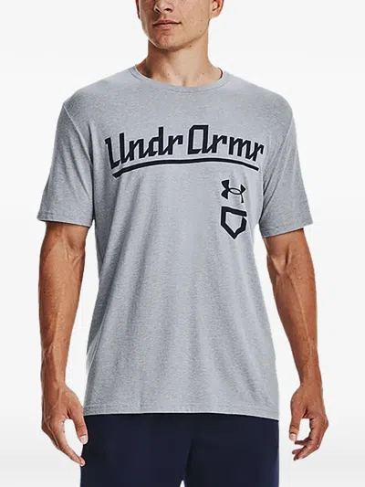 UNDER ARMOUR BASEBALL SCRIPT T-SHIRT