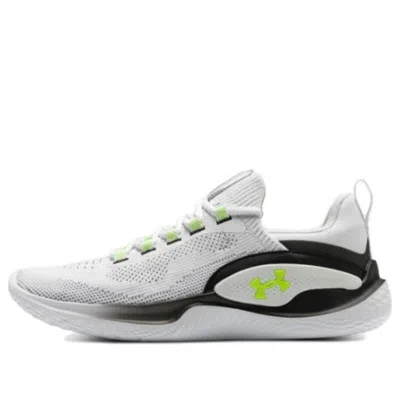 Under Armour Flow Dynamic In Gold