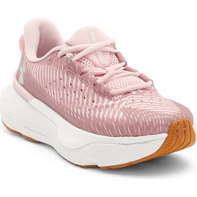 Under Armour Infinite Pro Sneaker In Pink