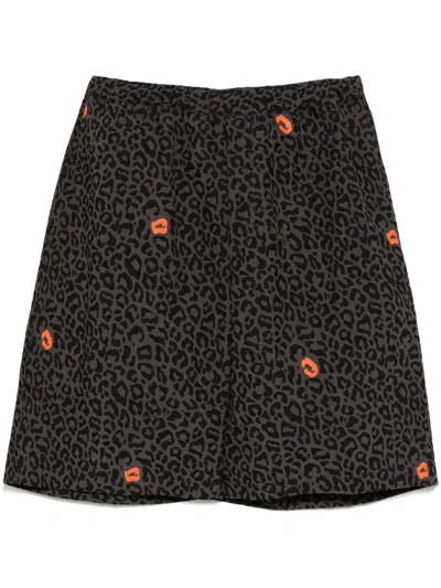 Undercover All-over Printed Shorts In 灰色