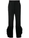Undercover Frayed-trim Cropped Trousers In Schwarz