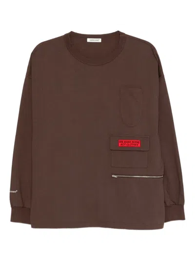 Undercover Slogan-patch T-shirt In Burgundy