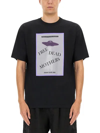 UNDERCOVER UNDERCOVER TSHIRT WITH PRINT