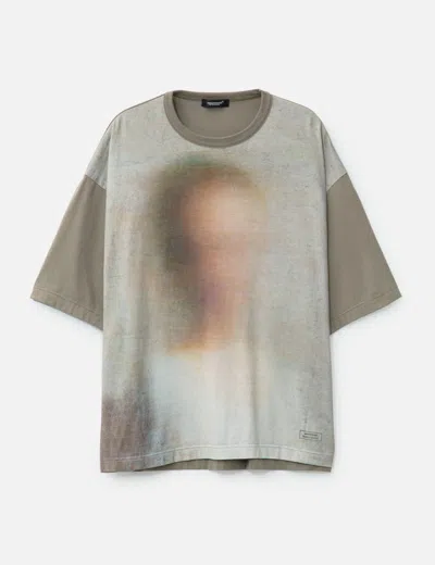 Undercover Uc1e4819-1 Short Sleeve T-shirt In Neutrals
