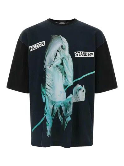 Undercover Uc2e4813-3 T-shirt In Black