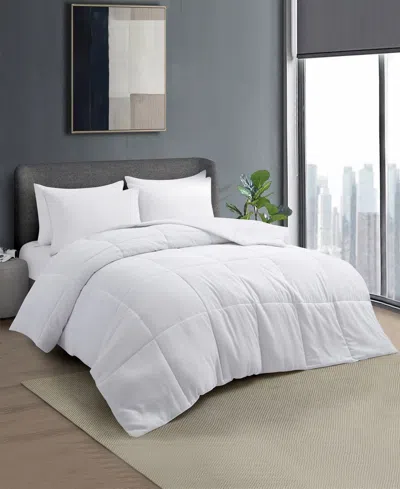 Unikome All Season Down Alternative Comforter, Queen In White