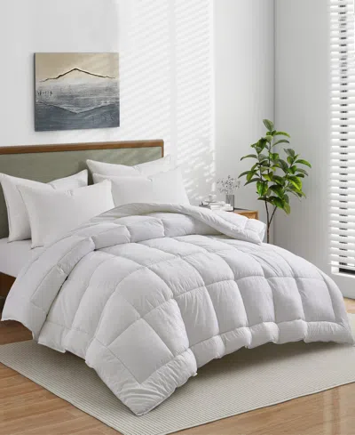 Unikome All Season Down Alternative Comforter, Queen In White
