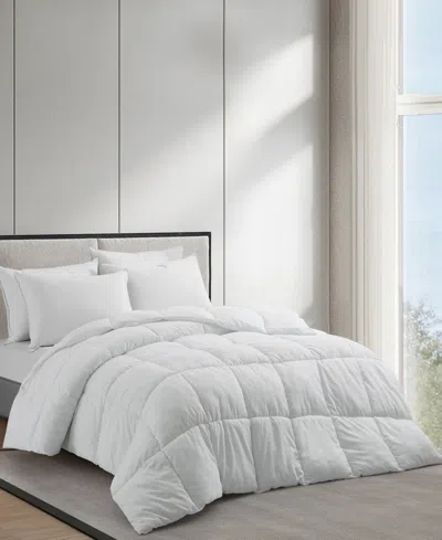 Unikome Lightweight Down Alternative Comforter, Full In White