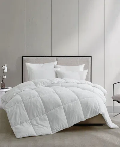 Unikome Lightweight Down Alternative Comforter, King In White
