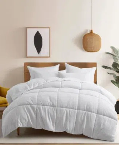 Unikome Lightweight Ultra Soft Down Alternative Comforter In White