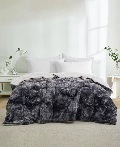 Unikome Reversible Medium Weight Plush Faux Fur Comforter, King In Black