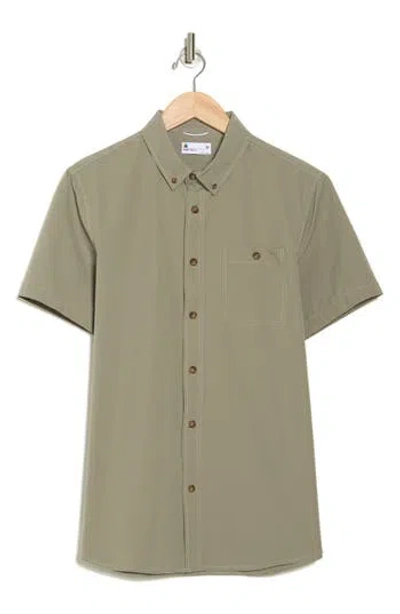 Union Seersucker Short Sleeve Button-down Shirt