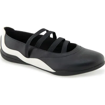 Unionbay Rylee Ballet Sneaker In Black