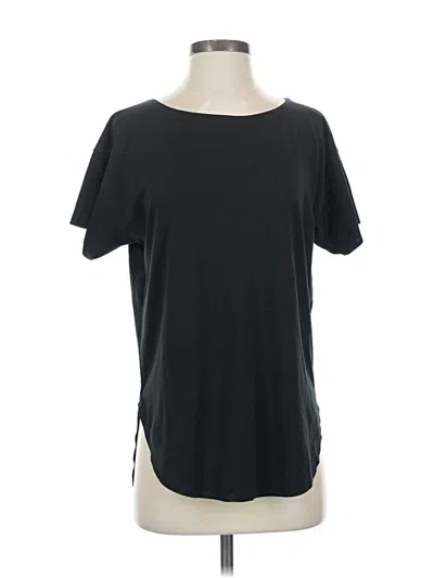 Pre-owned Uniqlo Active T-shirt In Black