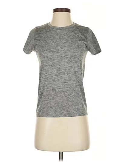 Pre-owned Uniqlo Active T-shirt In Gray