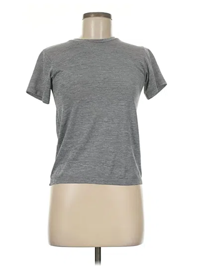 Pre-owned Uniqlo Active T-shirt In Gray