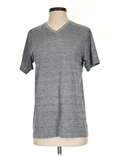Pre-owned Uniqlo Active T-shirt In Gray