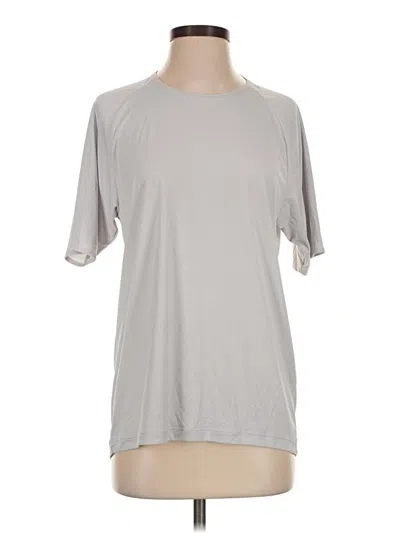 Pre-owned Uniqlo Active T-shirt In Gray