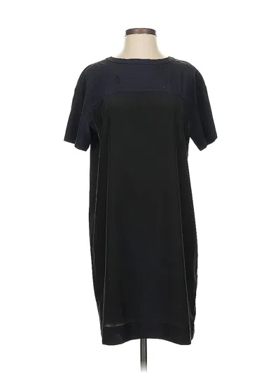 Pre-owned Uniqlo Casual Dress In Black