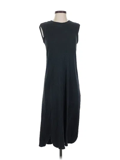 Pre-owned Uniqlo Casual Dress In Black