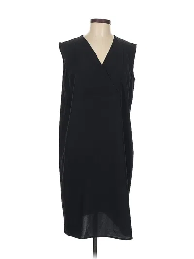 Pre-owned Uniqlo Casual Dress In Black