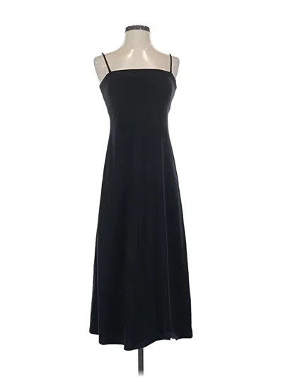 Pre-owned Uniqlo Casual Dress In Black