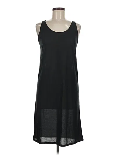 Pre-owned Uniqlo Casual Dress In Black