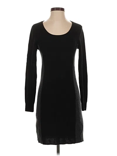 Pre-owned Uniqlo Casual Dress In Black
