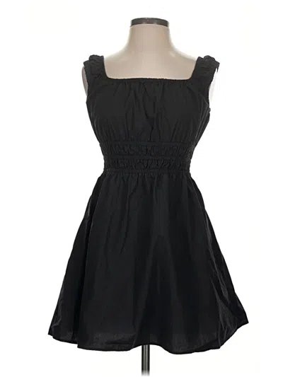 Pre-owned Uniqlo Casual Dress In Black