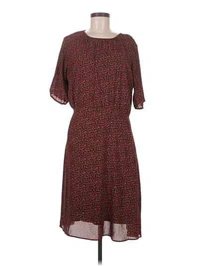 Pre-owned Uniqlo Casual Dress In Burgundy