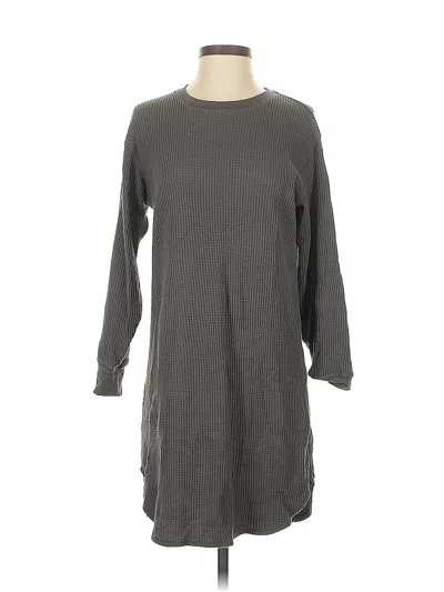 Pre-owned Uniqlo Casual Dress In Gray