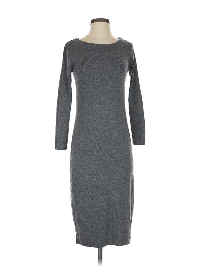 Pre-owned Uniqlo Casual Dress In Gray