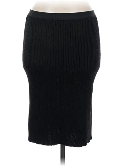 Pre-owned Uniqlo Casual Skirt In Black
