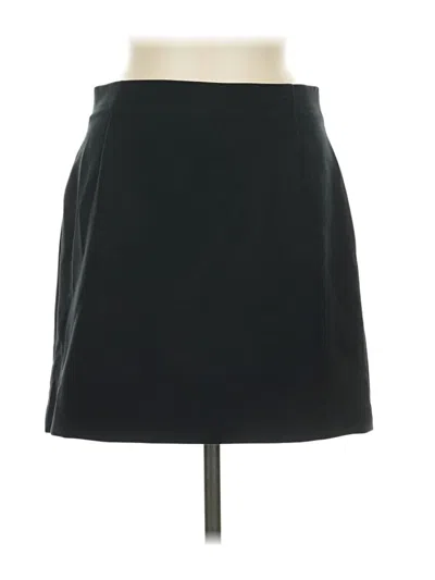 Pre-owned Uniqlo Casual Skirt In Black
