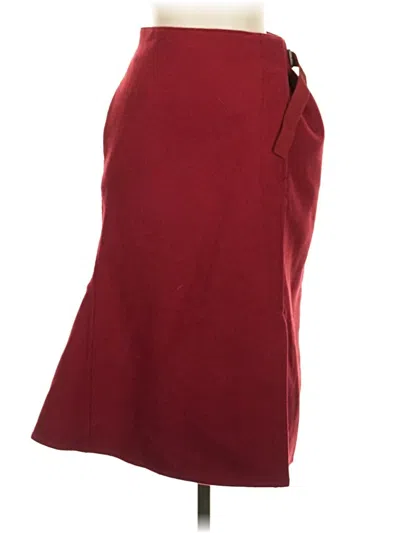 Pre-owned Uniqlo Casual Skirt In Burgundy