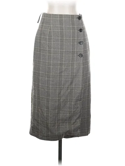 Pre-owned Uniqlo Casual Skirt In Gray