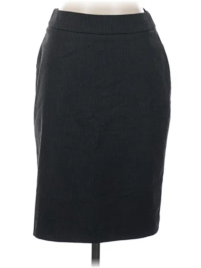 Pre-owned Uniqlo Casual Skirt In Gray