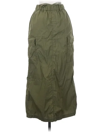 Pre-owned Uniqlo Casual Skirt In Green