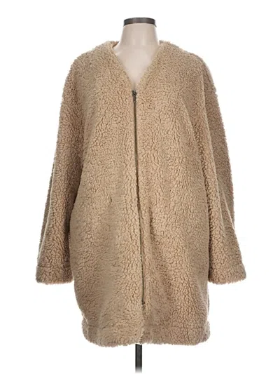 Pre-owned Uniqlo Coat In Tan