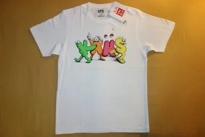 Pre-owned Uniqlo Kaws X  Ut 2016 Short Sleeve Graphic T-shirt "letter Character Logo" White