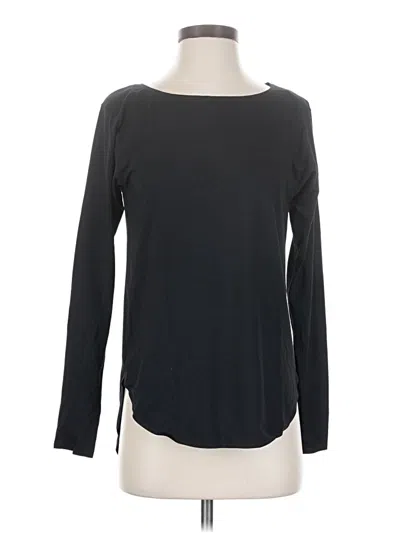 Pre-owned Uniqlo Long Sleeve T-shirt In Black