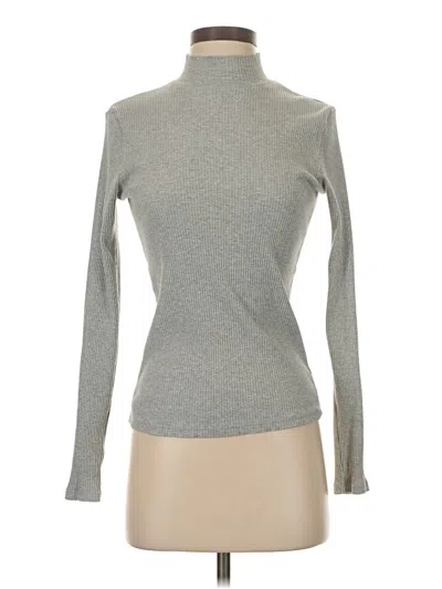 Pre-owned Uniqlo Long Sleeve Turtleneck In Gray