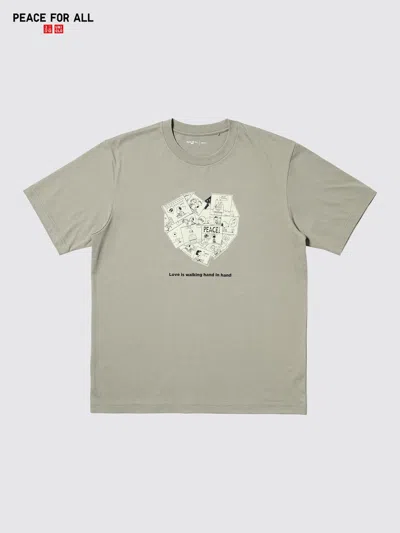 Uniqlo Men's Peace For All Graphic T-shirt Peanuts, Brown, 3xl In Green