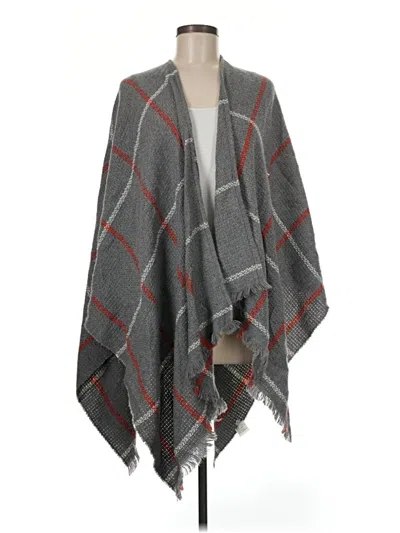 Pre-owned Uniqlo Poncho In Gray