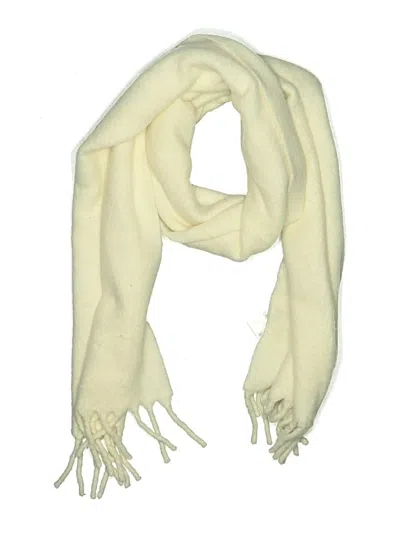 Pre-owned Uniqlo Scarf In White