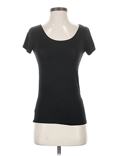 Pre-owned Uniqlo Short Sleeve T-shirt In Black