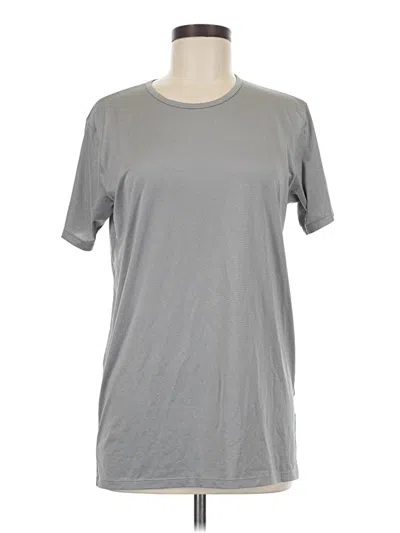Pre-owned Uniqlo Short Sleeve T-shirt In Gray