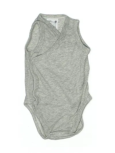 Pre-owned Uniqlo Babies' Sleeveless Top Gray V Neck Tops