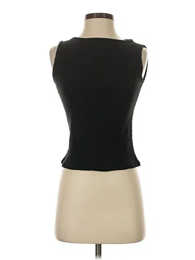 Pre-owned Uniqlo Sleeveless T-shirt In Black