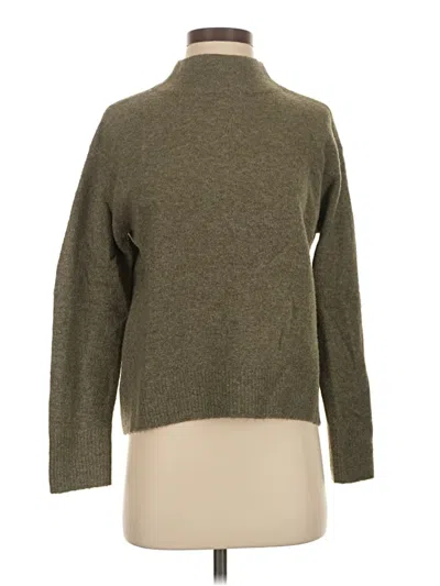 Pre-owned Uniqlo Turtleneck Sweater In Green
